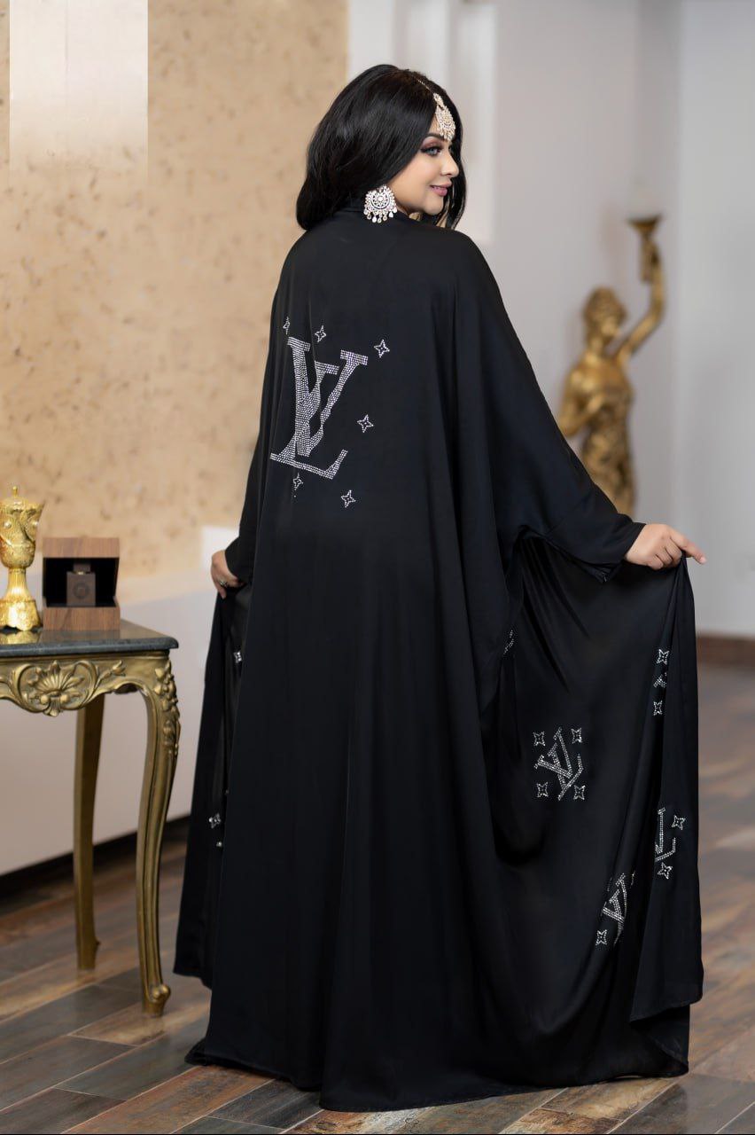 عباية LV